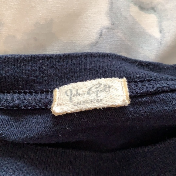 Multicoloured stripe across abdomen. Super cute - Picture 2 of 2